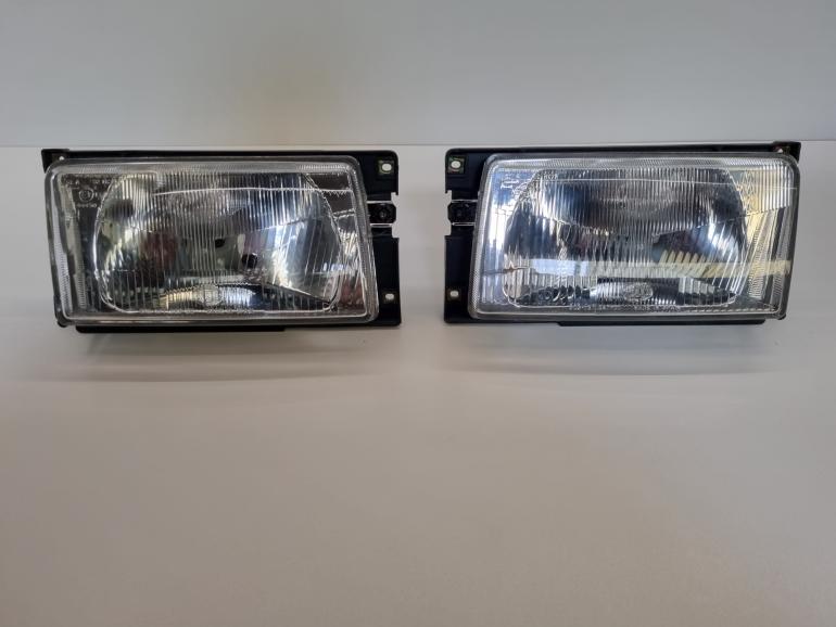 VW Polo 86C 2F Hella forlygtesæt