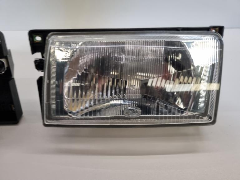 VW Polo 86C 2F Hella forlygtesæt – billede 3