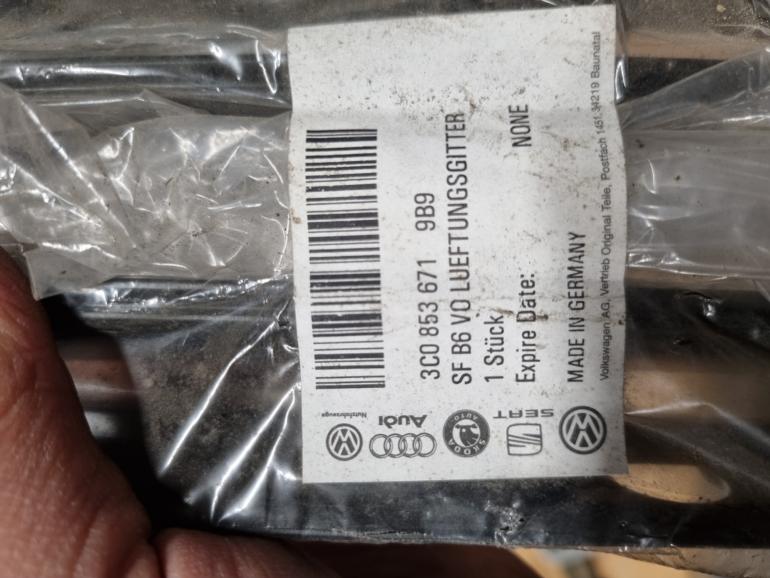 VW Passat 3C Kofangergitter - Krom Liste – billede 2
