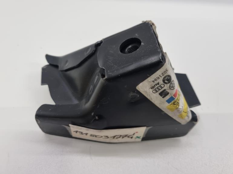 VW Golf 2 Jetta 2 Holder På Vange - 191 803 127 C – billede 2