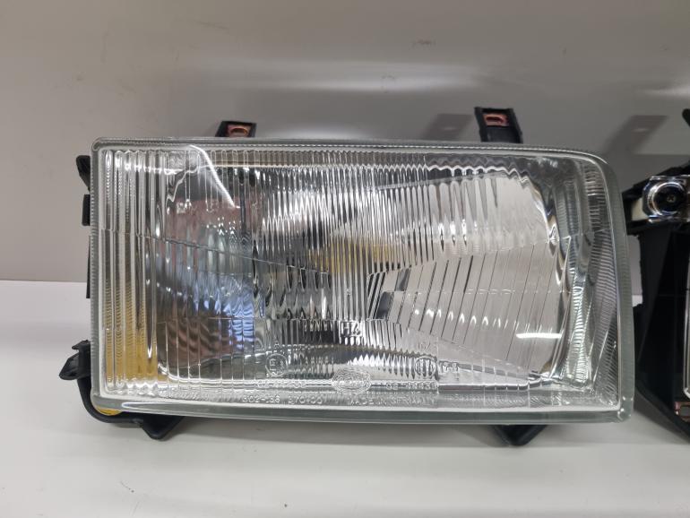 VW T4 Hella Forlygter - Kort Front – billede 4