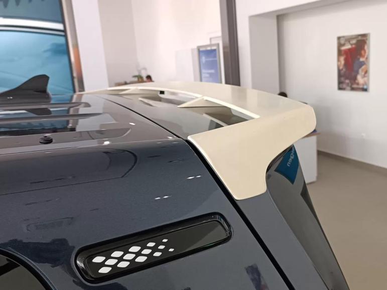 VW ID. Buzz + Cargo MD Hækspoiler 