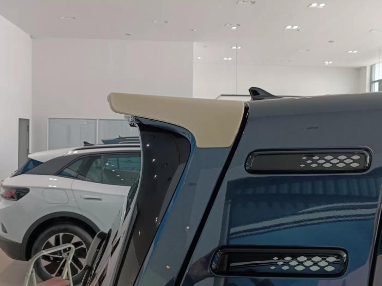 VW ID. Buzz + Cargo MD Hækspoiler 