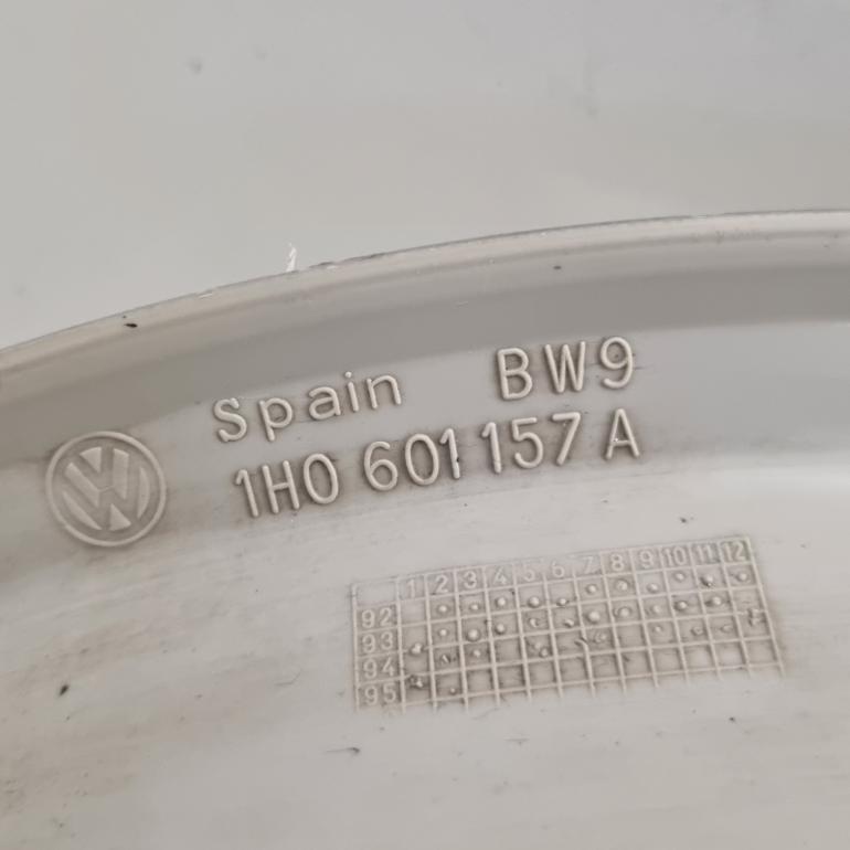 1H0 601 157 A