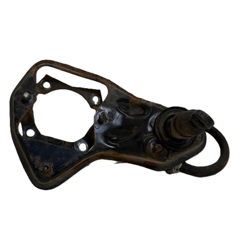 VW Golf 2 beslag til hydraulisk kobling
357612209A
