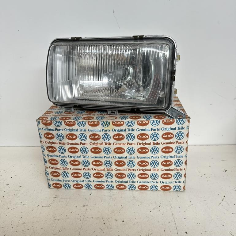 Audi 100 typ43 forlygte
431941029J