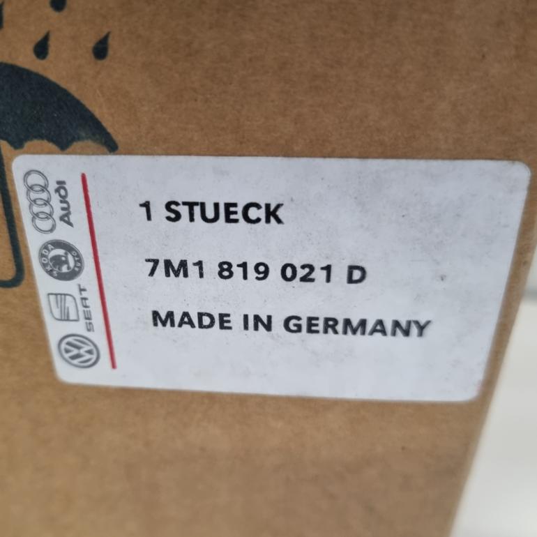7M1819021D