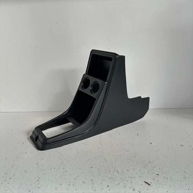 VW Golf 1 Centerkonsol
171863243B
