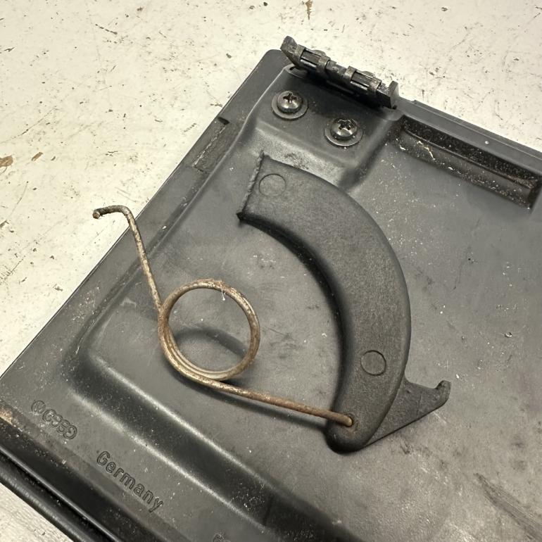 Låge Til Handskerum VW Scirocco