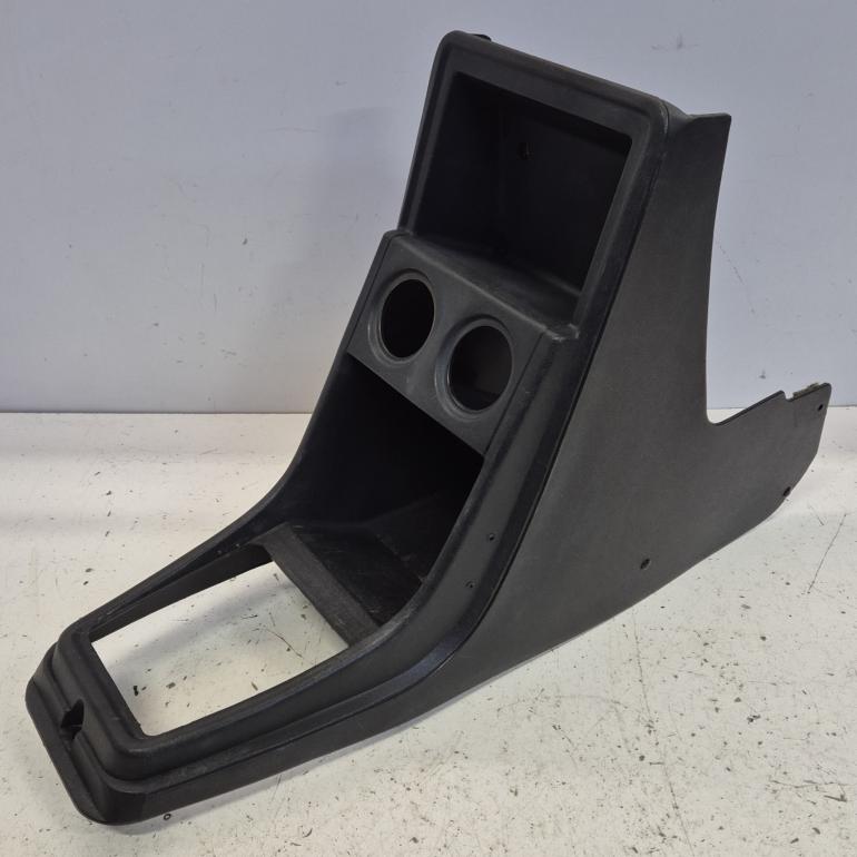 VW Golf 1 GTI Centerkonsol
