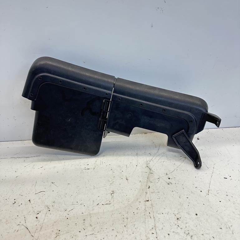 VW Scirocco 2 Dæksel Ved Sikringsboks