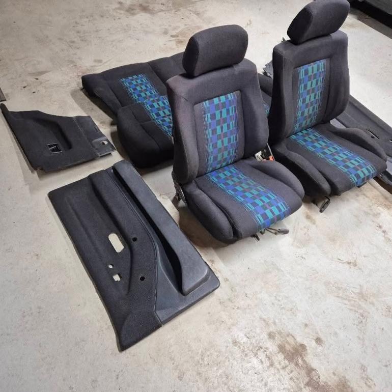 VW Polo 86C 2F G40 Sæder og Dørsider