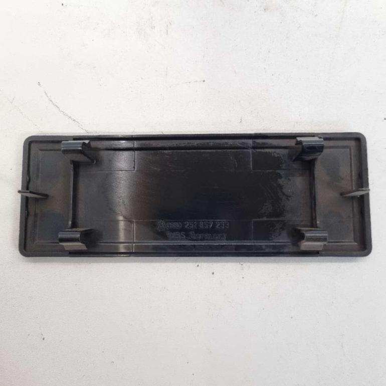OE VAG NOS Radio afdækning - 251857233 - Transporter T3 (25)