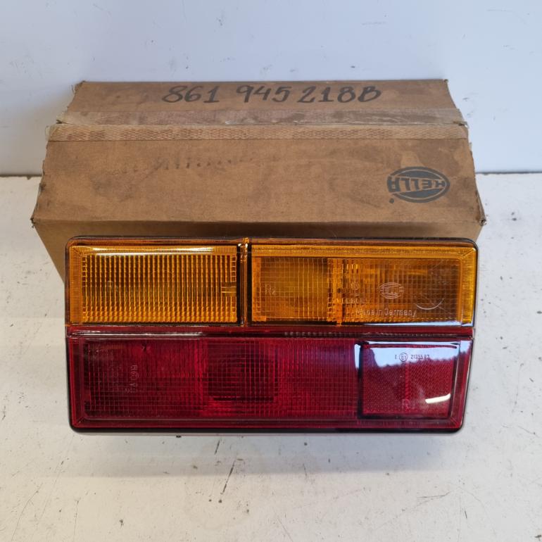 OE VW NOS Højre baglygte uden baklys - 861945218B - Polo Mk1