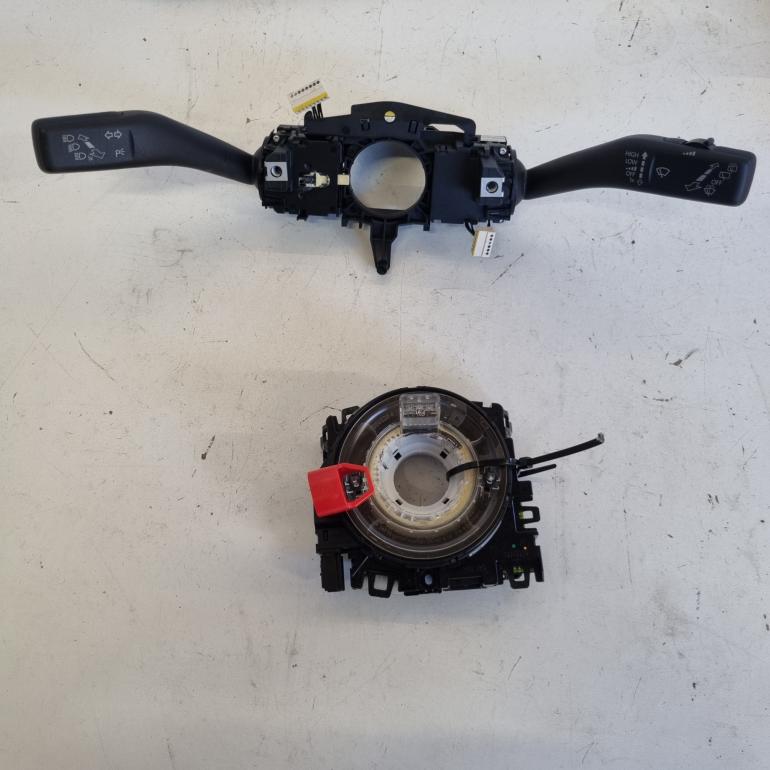OE VW Kombineret blinklys- og viskerarm - 5K0953507AR - Golf 6 (5K) – billede 2