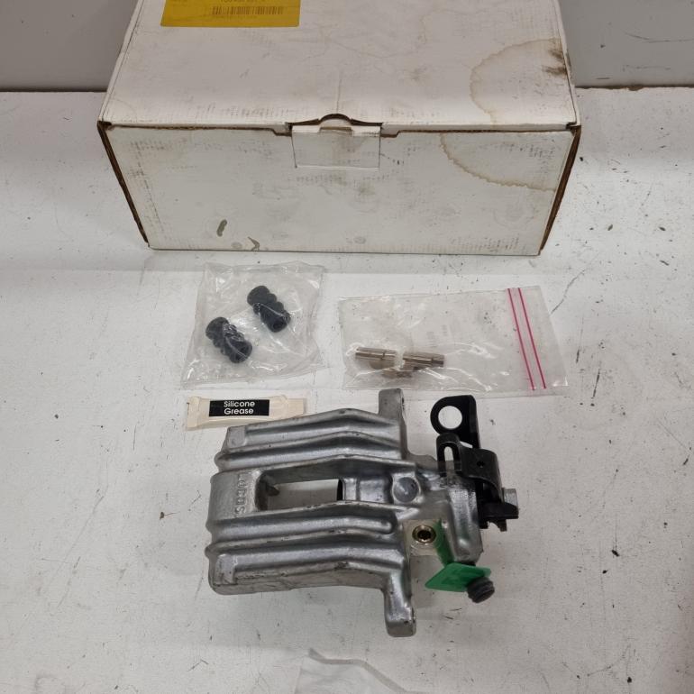 OE VAG NOS Bremsekaliber højre - 1U0430201X - A3 96- | Octavia 1 (1U), Golf 4