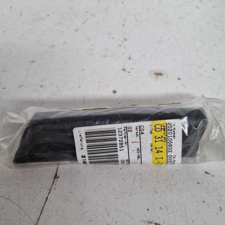 OE VAG NOS Sideliste til forskærm - 867853518A - Polo 2 (86C) | Polo coupé (86C) – billede 3