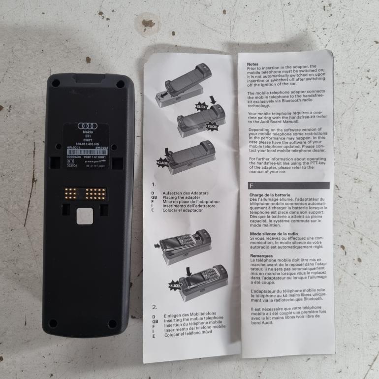 OE VAG NOS Telefon holder til håndfri telefoni - 8P0051435HG - A3 (8P) – billede 2
