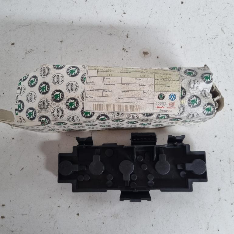OE VAG NOS Baglygteindsats - 1U6945257 - Octavia I 1U – billede 2