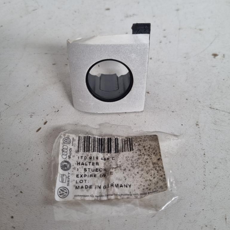 OE VW Parkeringssensor beslag til bagkofanger - 1T0919486C - Touran 1T