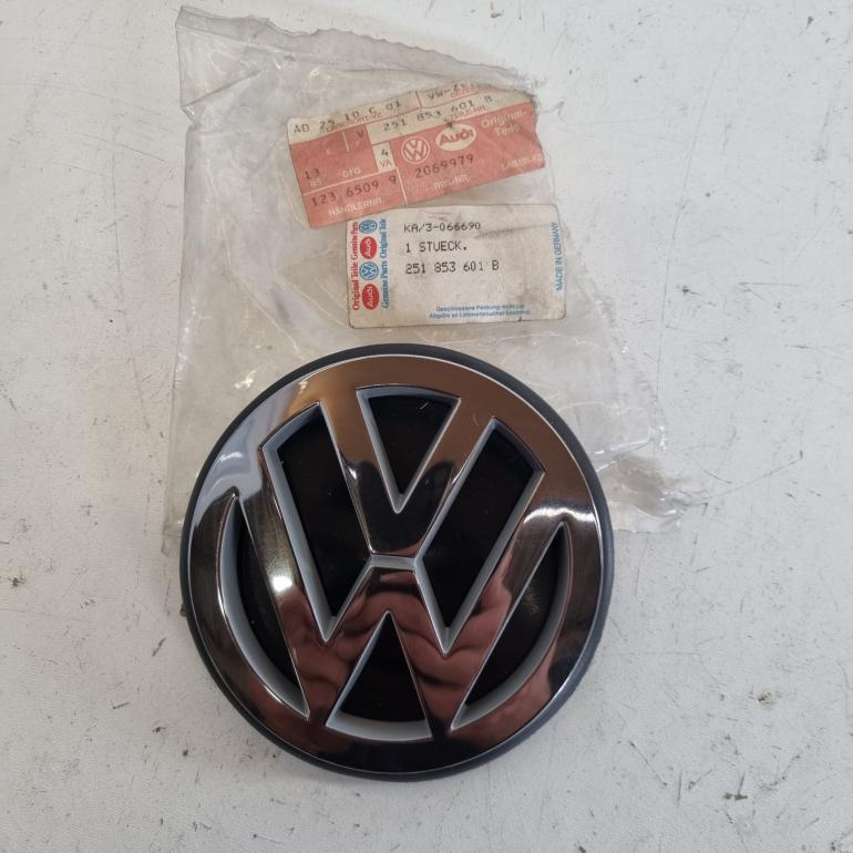 OE VAG NOS VW-emblem - 251853601B - T25 | Transporter T3
